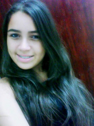 Follow-me ?
 -Quero uma vida cheio de encantos e amores, um novo mundo onde todo mundo se goste de verdade *-*