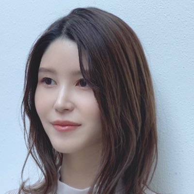 アラサー新米ママWebデザイナー&ディレクター🤰🏻外資系営業5年→3ヶ月でWEBデザイナー収益化🙂CampusWebクリエイタースクール講師3年目🎨ワーママの働き方、Webデザイン初心者さん向けの情報を発信します💁🏻‍♀️0yﾑｽﾒ👶🏻ﾀﾞﾝﾅ👨🏻と郊外3人暮らし🗒noteは毎週水曜更新！