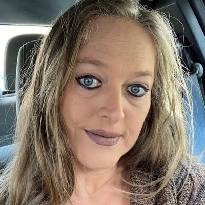 Lifestyle Family Travel Style Creator Influencer Trauma Survivor