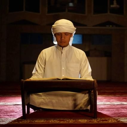 zain_abukautsar's profile picture. بسم الله، الحمدلله، اللهم صل وسلم على نبينا محمد: 
وقال تعالى : ورتل القرءان ترتيلا 
 وقال النبي : حسنواالقرأن بأصواتكم