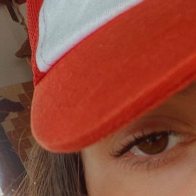 BrunaDelazari's profile picture. 