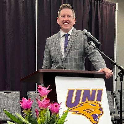 Dad. Husband. Broadcaster. @UNIAthletics 🏈/🏀 Philippians 1:6 Opinions my own.