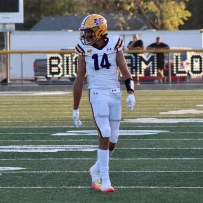 MHS 2024 | 6’4” | 187 | QB/WR/DB | #14. Check out my highlights - https://t.co/BiJNoLbaDn | https://t.co/jBzSgsrd4m |