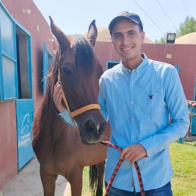 🌷Grad. from Faculty of Vet medicine DU 🌷
From an innocent child to an exhausted vet💔