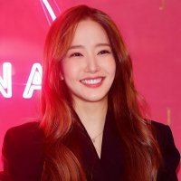 b • park minyoung 🫶🏻 (@pmyluv_) 's Twitter Profile