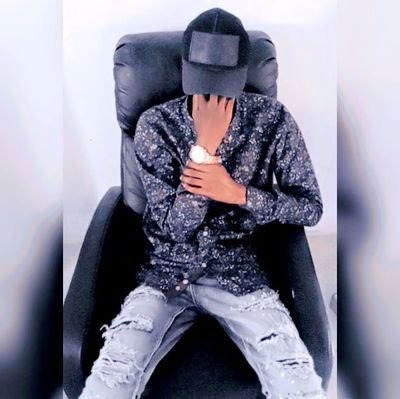 upcoming dancehall artist 🇯🇲💯🇯🇲
songwriter 
19 yrs old 
YouTube-https://t.co/4Froi6Dc1o
TikTok-https://t.co/3pTwS7GvRH