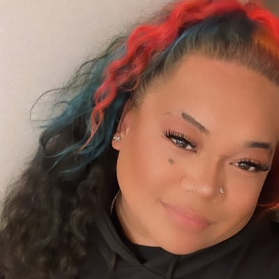 ♡ 𝙼𝚊𝚖𝚊 💙 ρєιgнтση мαтàℓαѕι 🤞🏾💎𝙷𝚞𝚜𝚝𝚕𝚎&𝙱𝚎𝙷𝚞𝚖𝚋𝚕𝚎 👻𝘪𝘴𝘭𝘢𝘯𝘥𝘹𝘭𝘪𝘰n ; My bag probably bigger than most of you b*tches😘