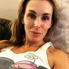 entoinettepodi1's profile picture. 