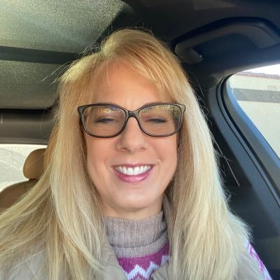 Wife, Mom, Autism Advocate, & Saleswoman that believes strongly in being true to yourself while bringing people together.