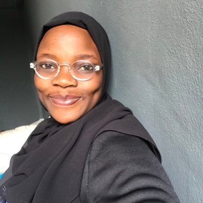 I am an Accountant | perfumes and jewelry vendor| Resin artists | hijab accessories | home appliances. # Quality remains after price is forgotten.