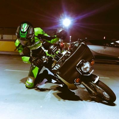 気になったバイクフォロー失礼します👍 canon eos 6d mark II📷 pcx125jk05 gsx-s1000f🏍