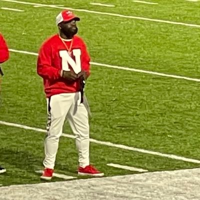 Asst. Defensive Coach @FW_NorthSideFB Asst. Coach @FwNorthSideTF We.The.N🅾️RTH I’m so cold 🥶 it look like Freon attached