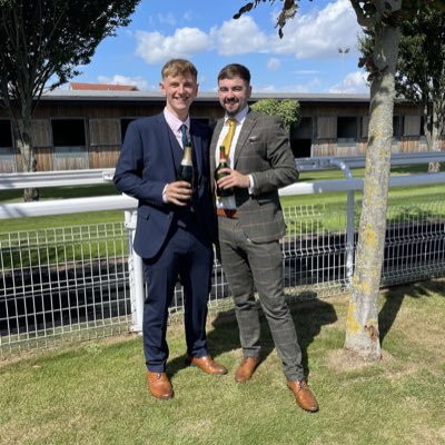 Luke🏴 Profile