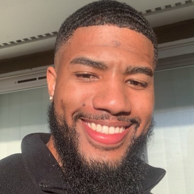 romeforprez's profile picture. ♟ Ranting about music