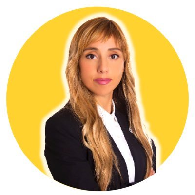 MariaCardonaAE's profile picture. 👩🏼‍💼María C | ⚖️Abogada 🎖Experta Extranjería e Inmigración 🌍Servicio Internacional 📹YouTube | https://t.co/vIAgmBLbkm