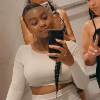SarahAddo3's profile picture. 