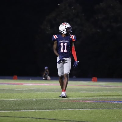 CB#11 @UCPatriotFball⚪️🔴⚪️🔴⚪️🔴