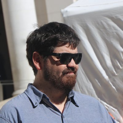 fedecassale's profile picture. | Un chico conectado con la ciencia |
| Nunca le pude explicar a mis abuelos de que trabajo |