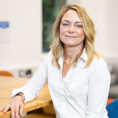 Was @JoWillett...Managing Director, Oxford Innovation Space. Lover of all things design, economics geek. Wearer of fabulous shoes.