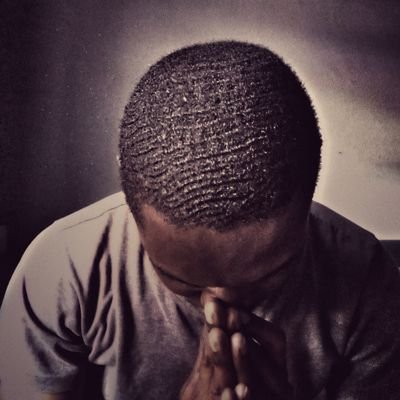 Eivo_official's profile picture. Frontend Web Developer

Passionate about creating web apps using HTML, CSS, JavaScript, Vuejs, and reactjs | https://t.co/IcliKZrBjF