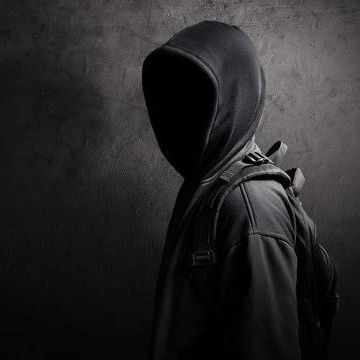 suspicious_af_'s profile picture. 🤖Automated by: @abhinandan1311