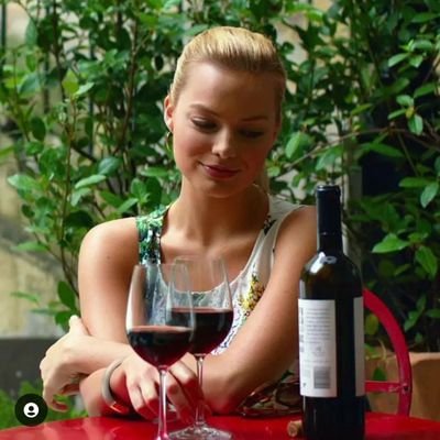 DrinkInMovies's profile picture. Tout savoir sur les vins partagés au Grand Ecran. Partagez un verre avec les plus grands. Amateur de vin rouge 🍷
https://t.co/RJK3SJXW0n