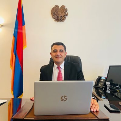 Varuzhan Nersesyan Profile