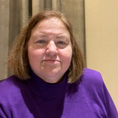 I'm a Forever Friend, Native Queens Girl = Met's Fan. I am a Lupus Warrior and Advocate for the wellbeing of people with lupus and a proud LADA board member.