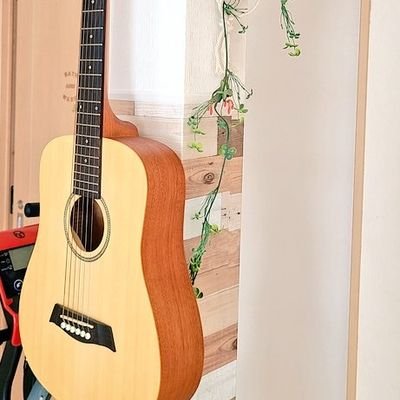 弾き語り記録していきます。猫も登場します。#ELLEGARDEN 最高!
気軽にフォローしてください😄ギターはアコギもエレキも。ドラム少しかじり…ウクレレも少しかじり。猫はぽんず♂いちみ♀
無言フォロー失礼します!