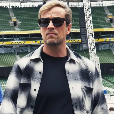kianega03303346's profile picture. 