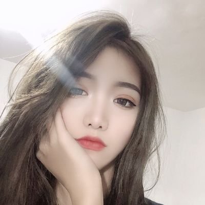 AndreaMichelso8's profile picture. 