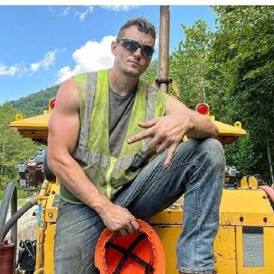 Braden_smith55's profile picture. An idle brain is a devil workshop.