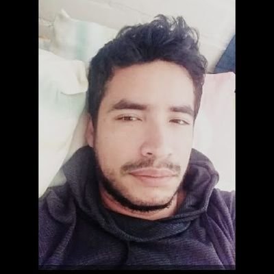 Cordobés de ojos almendadros y risa facilita. Automatizador 👨🏻💻