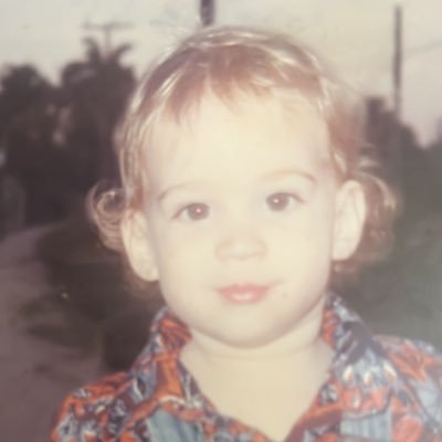 juananthonymart's profile picture. 🏄‍♂️