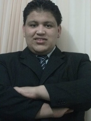 Eu sou um intelectual que não tem medo de ser amoroso,eu amo as gentes e amo o mundo.