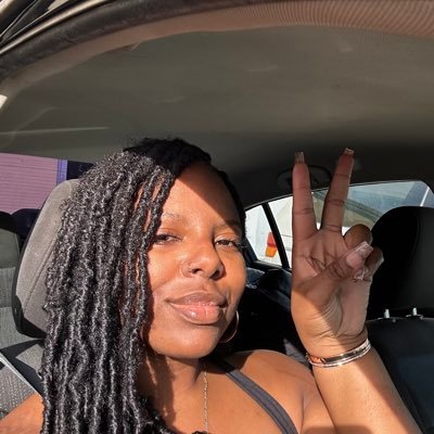 samylewwho's profile picture. 