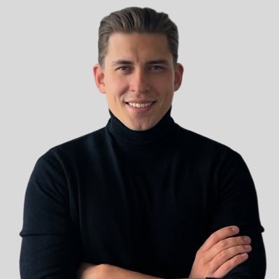 Russian-born American journalist and political consultant || Contributor @dcexaminer || Formerly @thehill || SPJ award-winning commentary || Vocal Putin critic