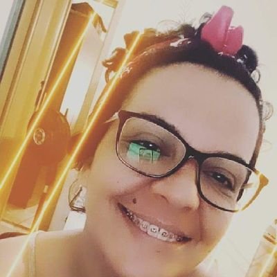 Respeito muito minhas lágrimas, ainda mais minhas risadas😉
Bolsonaro GENOCIDA 🏴👊🏻
