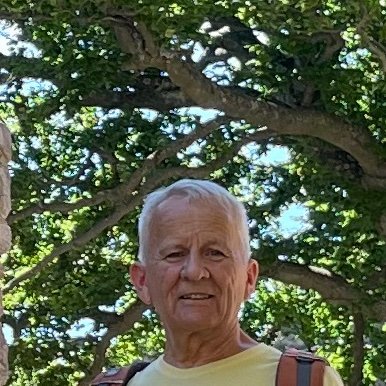 Fabian53Aw's profile picture. Zwykły obywatel, emeryt, szczęśliwy dziadek, fan wielokilometrowych wędrówek po leśnych i górskich szlakach.