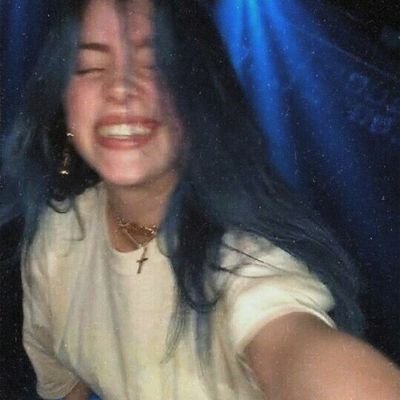 Ece_nurkara's profile picture. ☆you drew stars around my scars☆