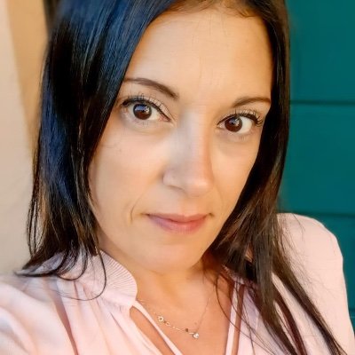 Sepa que no estoy aquí para jugar o escuchar a alguien sin decir nada.