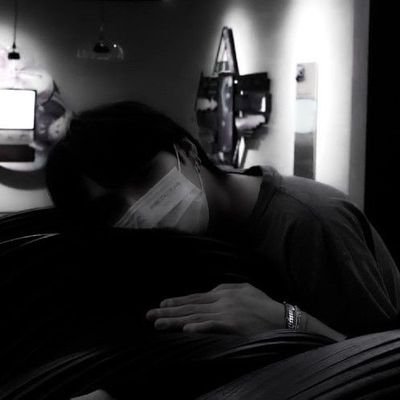 bts_bp2022's profile picture. من یک ارمی و بلینک بدبختم که تو فنوارا بین دوتا فندوم گیرم 👍به همین زیبایی:)
نایاگراپوپوووووووووو
(لوکال فالو نکنه بک نمیدم)