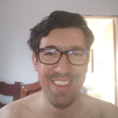 Etelvino Araújo Corretor de Imóveis Quem me seguir eu sigo devolta para ajudar crescer o twitter de todos e ganhar seguidores obrigado