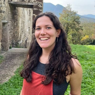 PaulaGausa's profile picture. 