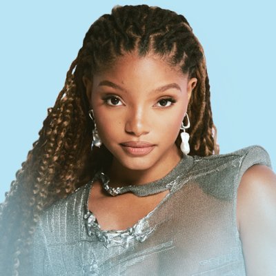 Sua principal fonte de informações sobre a cantora e atriz Halle Bailey no Brasil — We're NOT Halle!