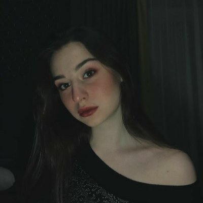 AngelinaJuli20's profile picture. Love To Code and Design