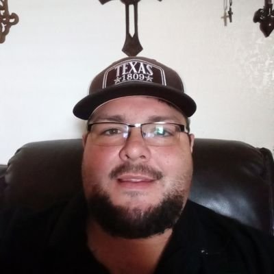 chadenzer89's profile picture. 