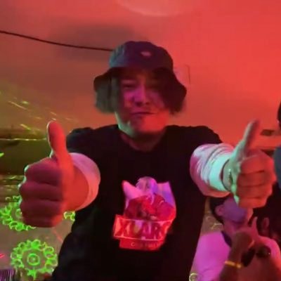 AOZORA3000GTOS's profile picture. "It's better to burn out than to fade away"