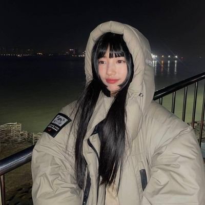 suzyanniston Profile Picture