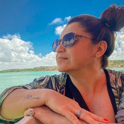 skygirassol's profile picture. Fora Bolsonaro e sua milícia! 
Fotógrafa - A esquerda sempre ❤️⭐🏳️‍🌈🌻